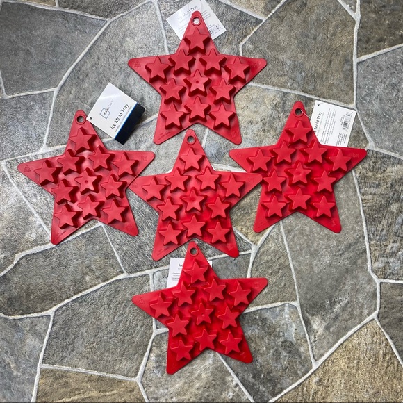 Mainstays Red Star Ice Mold Tray’s - Picture 2 of 6